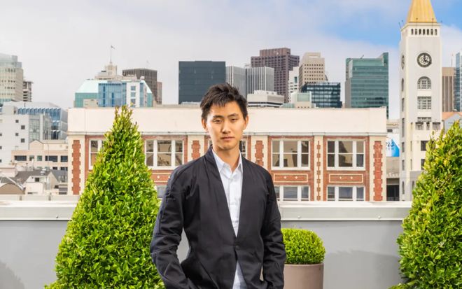 巨头AI大权！一觉醒来图灵奖得主也要向他汇报AG真人旗舰厅28岁华人执掌185万亿科技(图3)